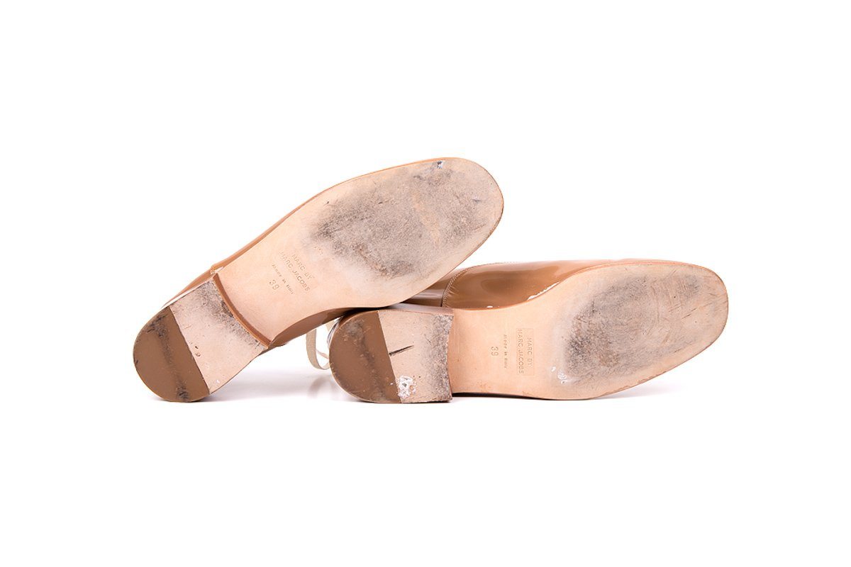 Marc Jacobs 39 Nude Patent Leather Lace Up Flats Sale