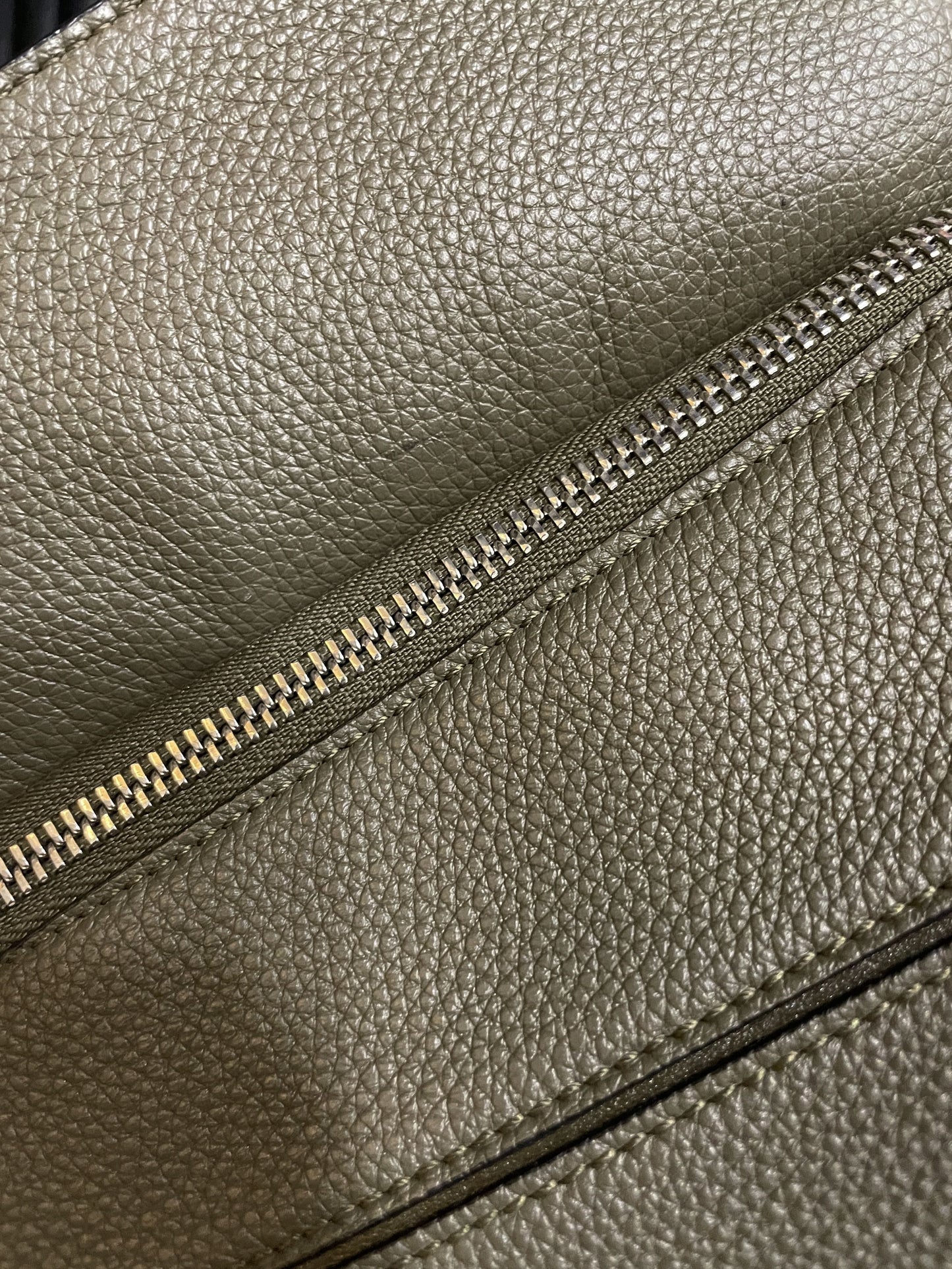 Loewe Puzzle Bag Charcoal Grey Grainy Calfskin