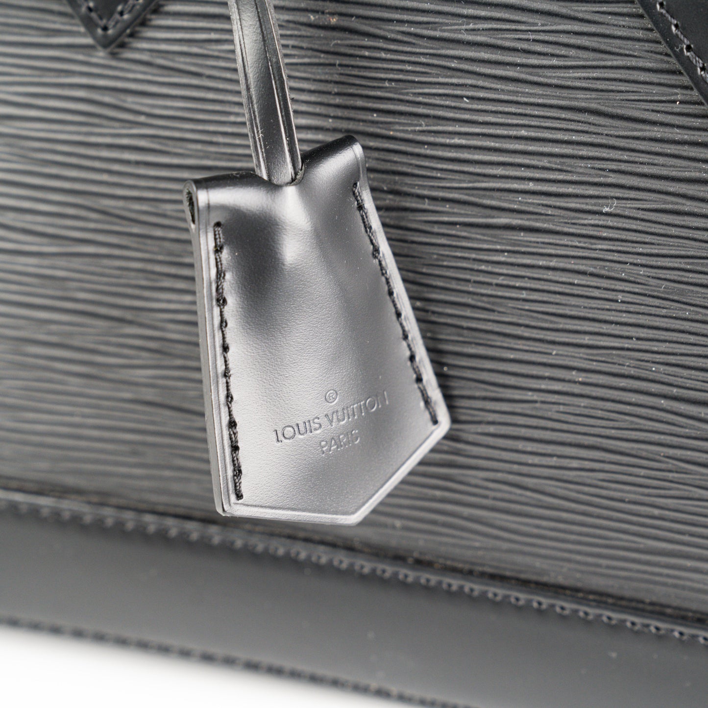 Louis Vuitton Alma BB Epi Black