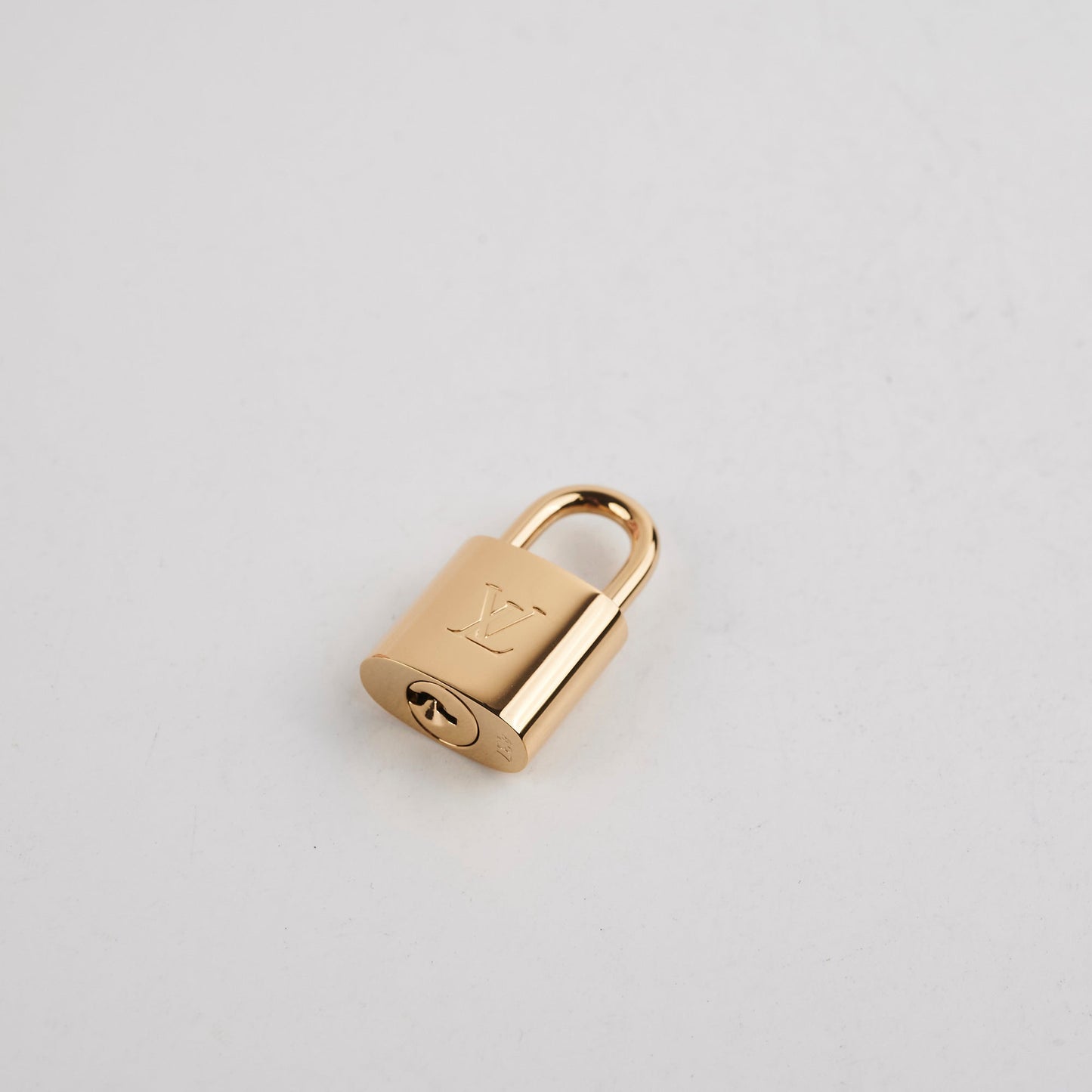 Louis Vuitton Alma BB Patent Pink