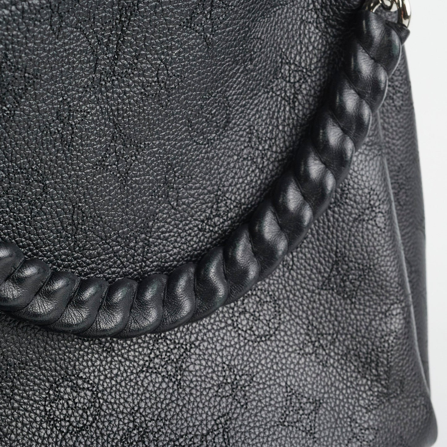 Louis Vuitton Mahina Babylone Chain BB Black