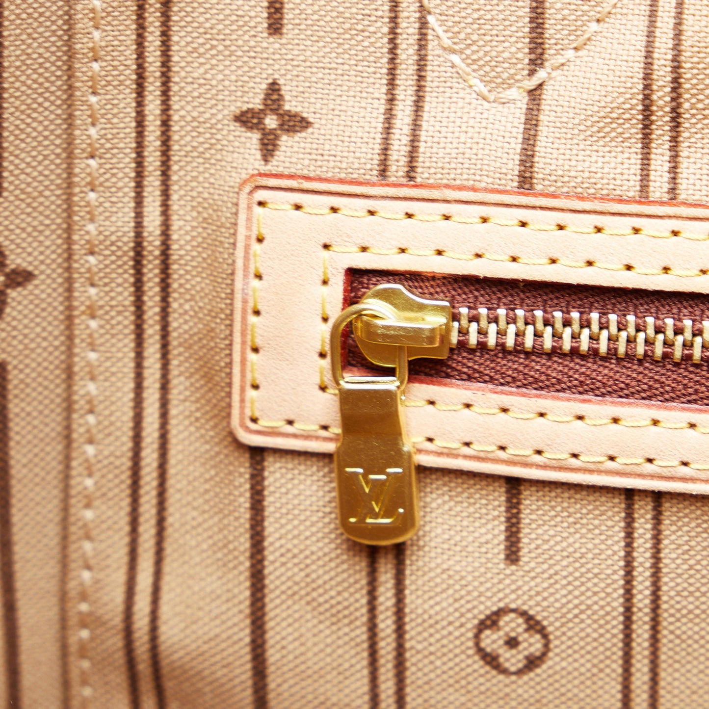 Louis Vuitton Neverfull MM Monogram Canvas