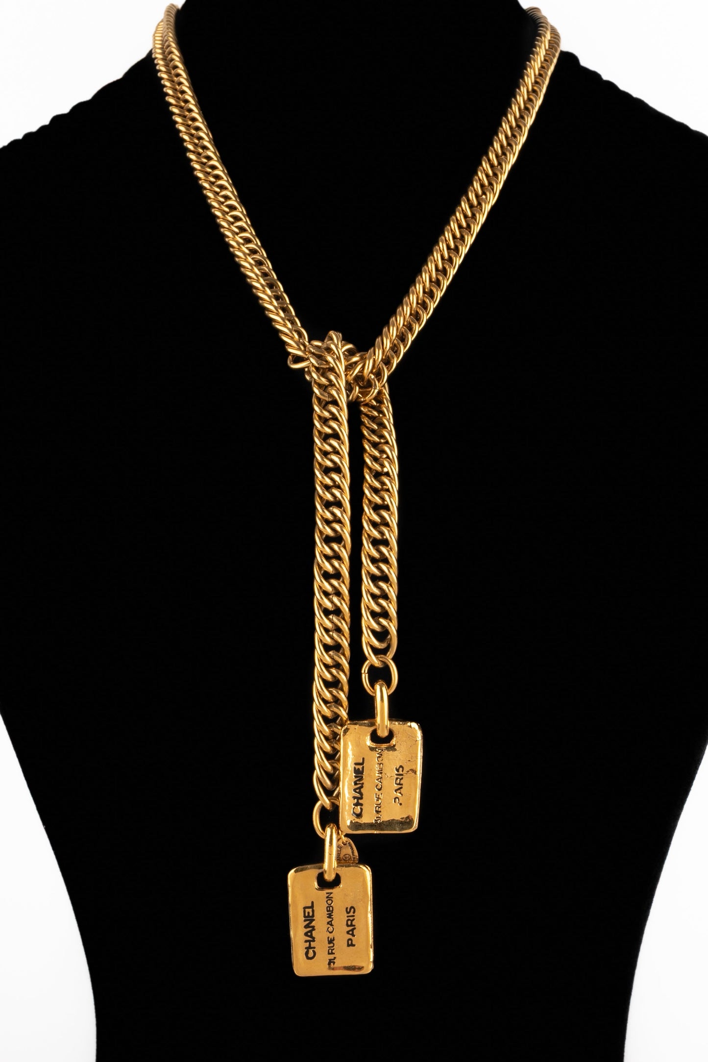 Collier cravate Chanel