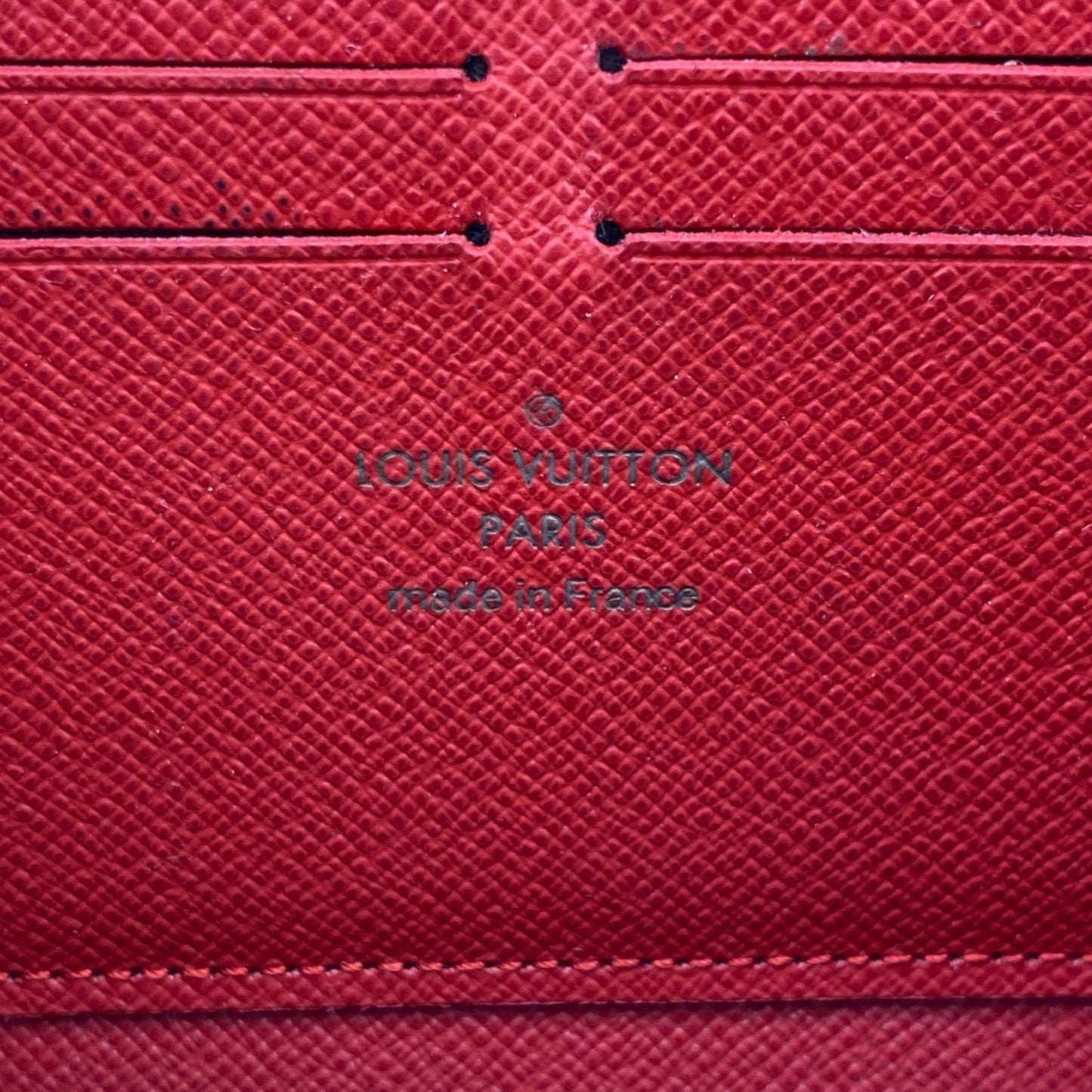Louis Vuitton Portefeuille Zippy Canvas Wallet ()
