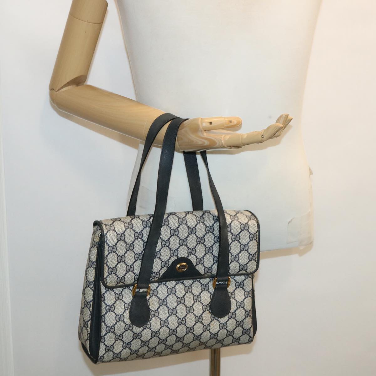 GUCCI GG Canvas Hand Bag PVC Leather Navy am3682