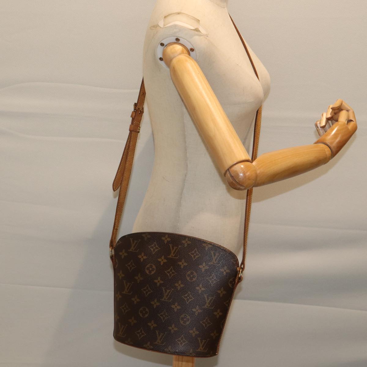LOUIS VUITTON Monogram Drouot Shoulder Shoulder Bag M51290 LV ar11747