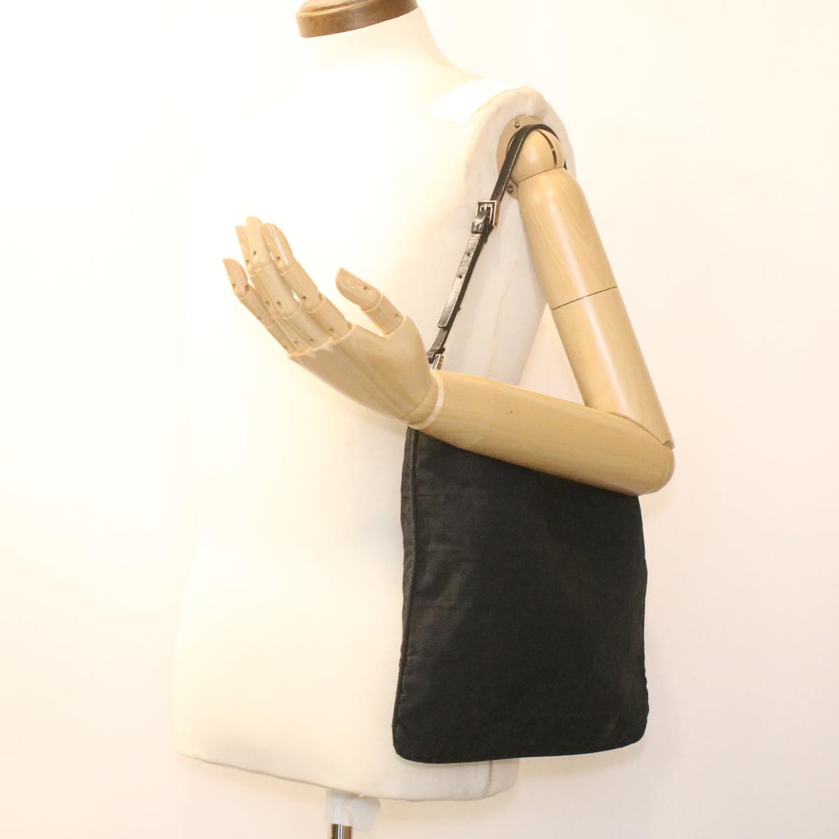 FENDI Zucca Canvas Shoulder Bag Nylon Black ar8812