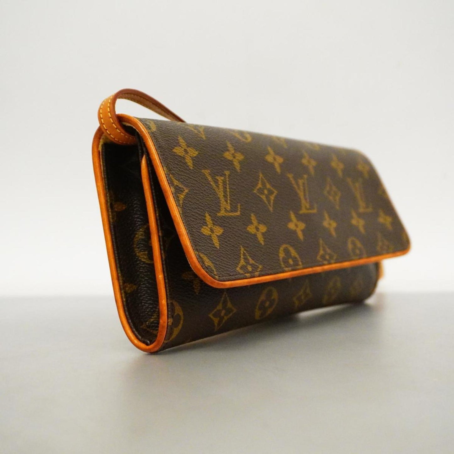 Louis Vuitton Pochette Twin Gm Canvas Shoulder Bag ()