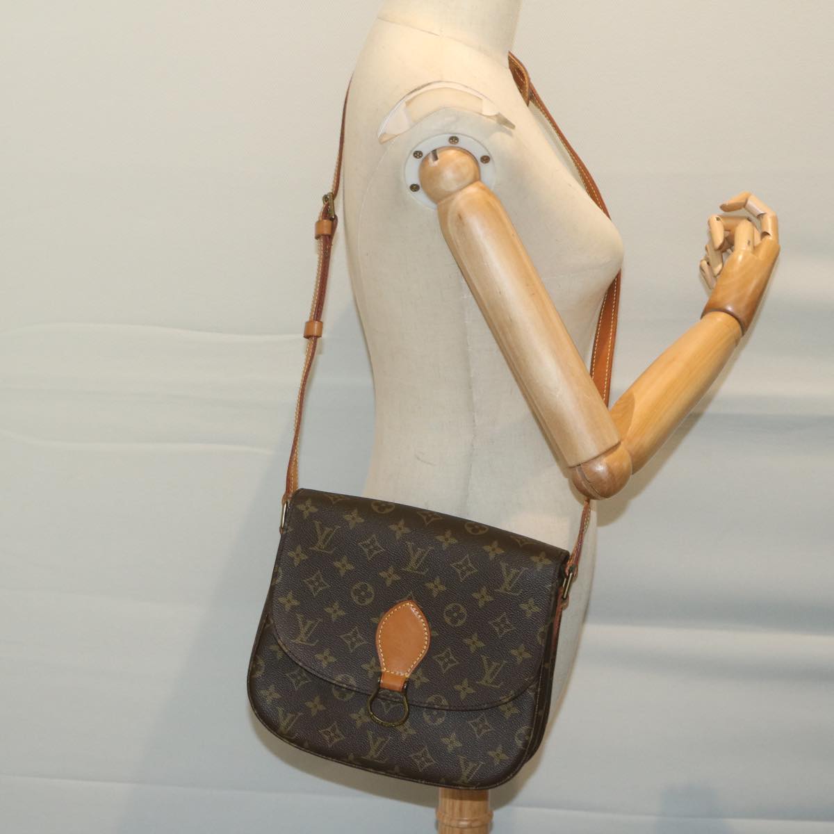 LOUIS VUITTON Monogram Saint Cloud GM Shoulder Bag M51242 LV bs11583
