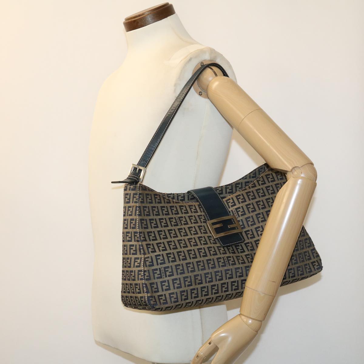 FENDI Zucchino Canvas Mamma Baguette Shoulder Bag Navy bs1329