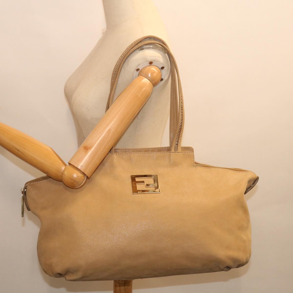 FENDI Shoulder Bag Leather Beige bs13601