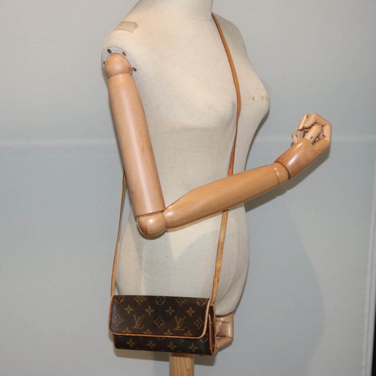 LOUIS VUITTON Monogram Pochette Twin PM Shoulder Bag M51854 LV bs13776