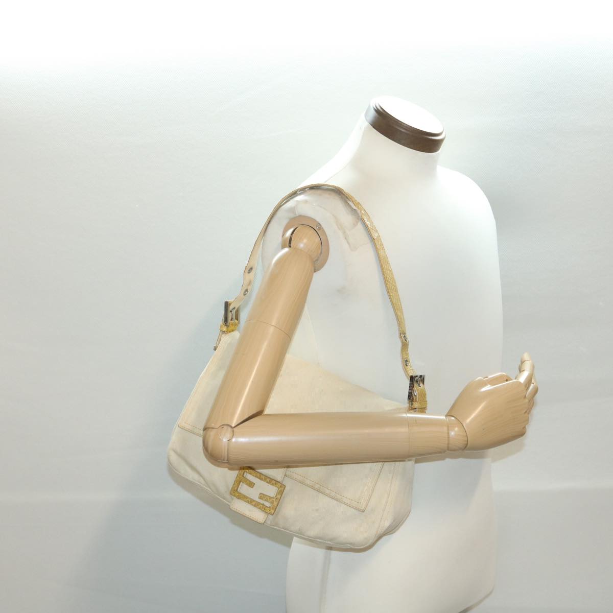 FENDI Mamma Baguette Shoulder Bag Canvas Beige 2305.26325.008 bs4424