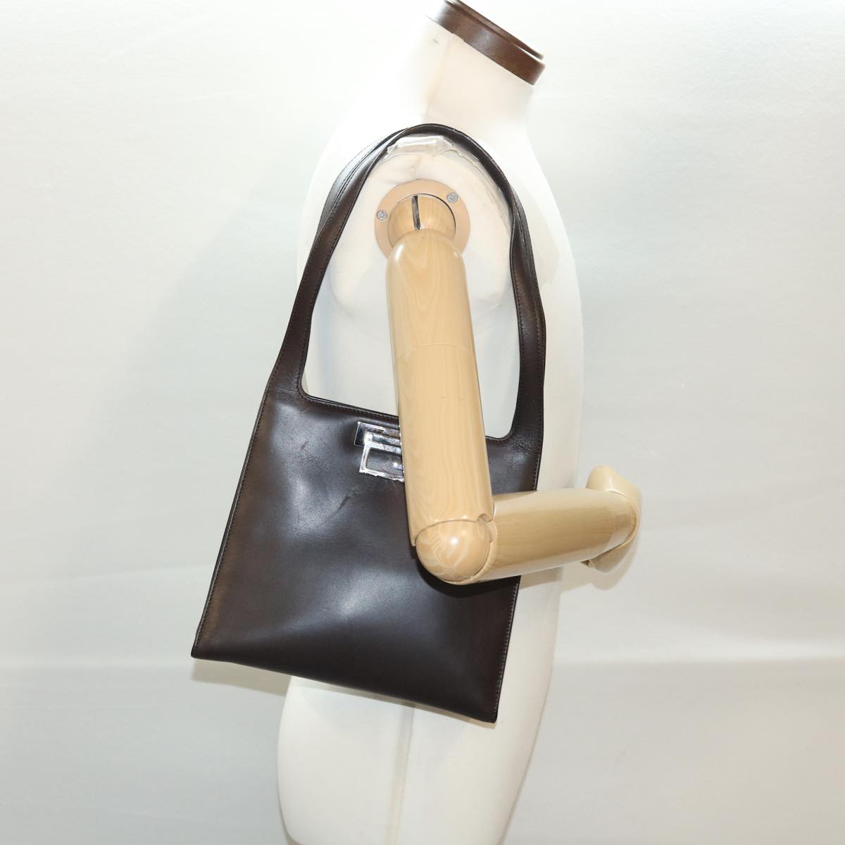 GUCCI Shoulder Bag Leather Brown 001-3043-002113 bs4814