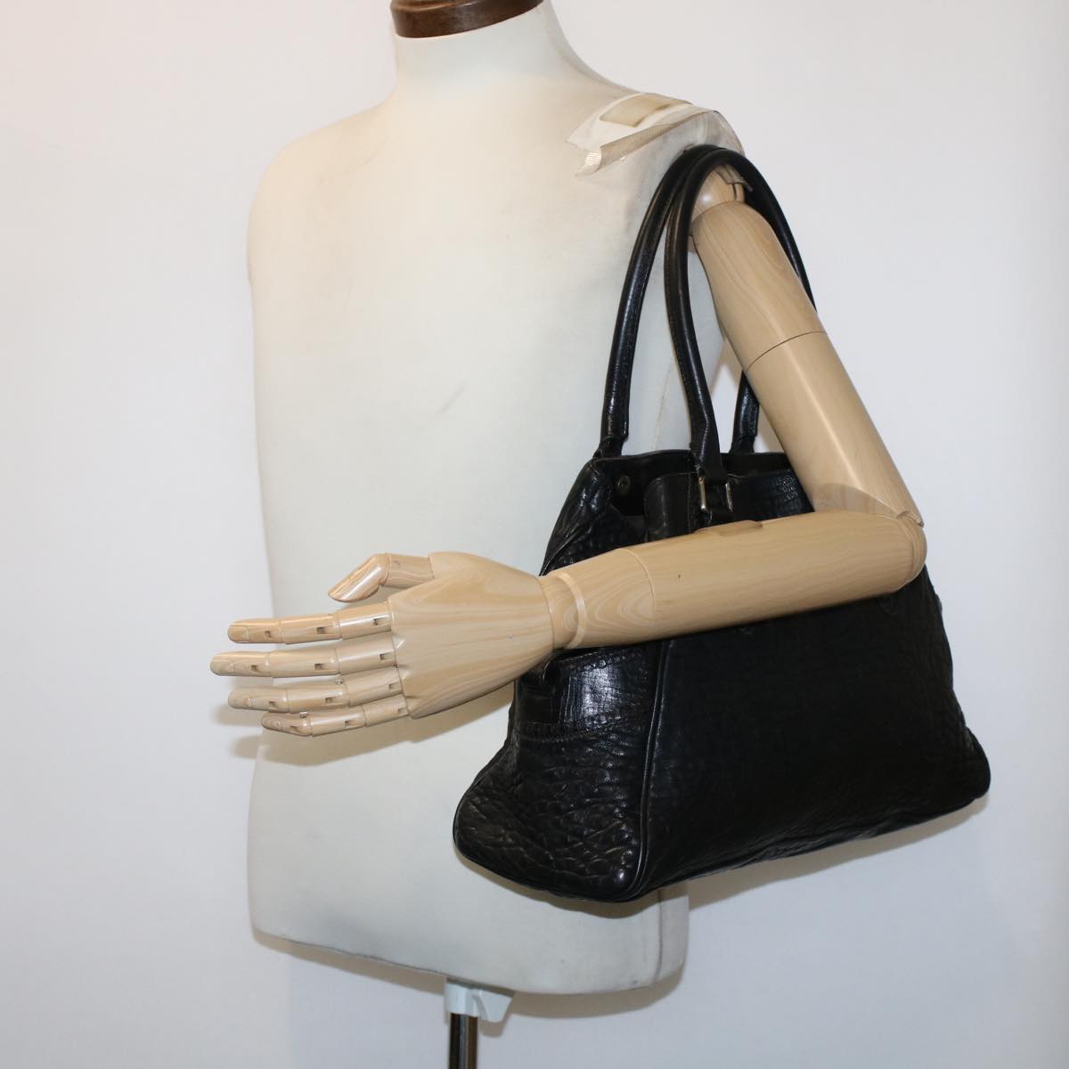 FENDI Shoulder Bag Leather Black bs6922