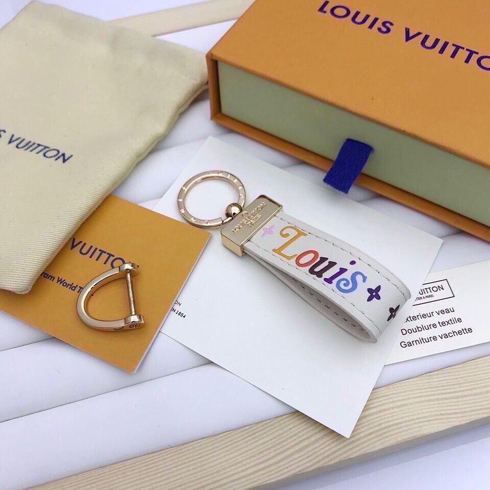 GLM - Top Quality Keychains LUV 013