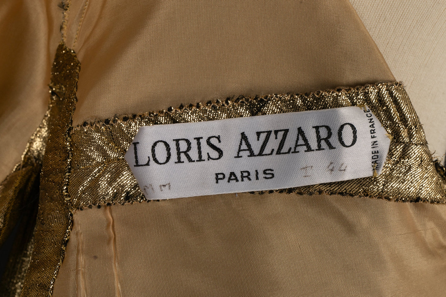 Robe dorée Azzaro