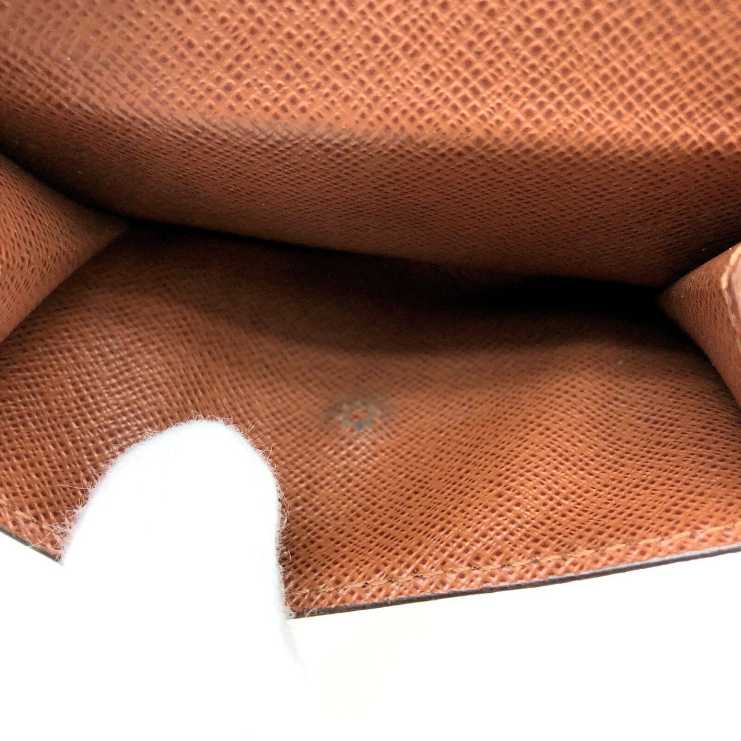 Louis Vuitton Ludlow Canvas Wallet ()