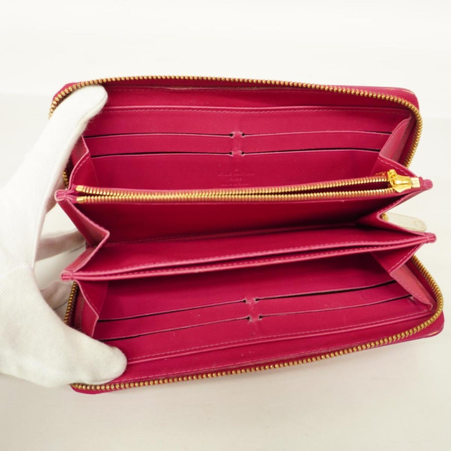 Louis Vuitton Zippy Wallet Patent Leather Wallet ()