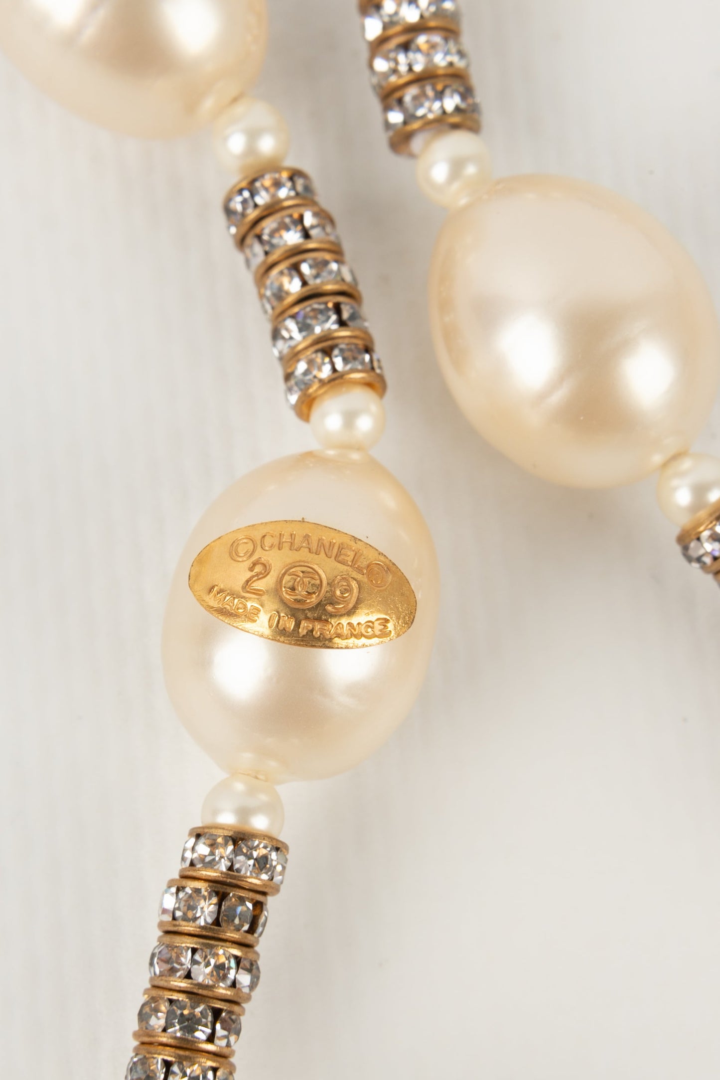 Collier de perles nacrées Chanel 1990s