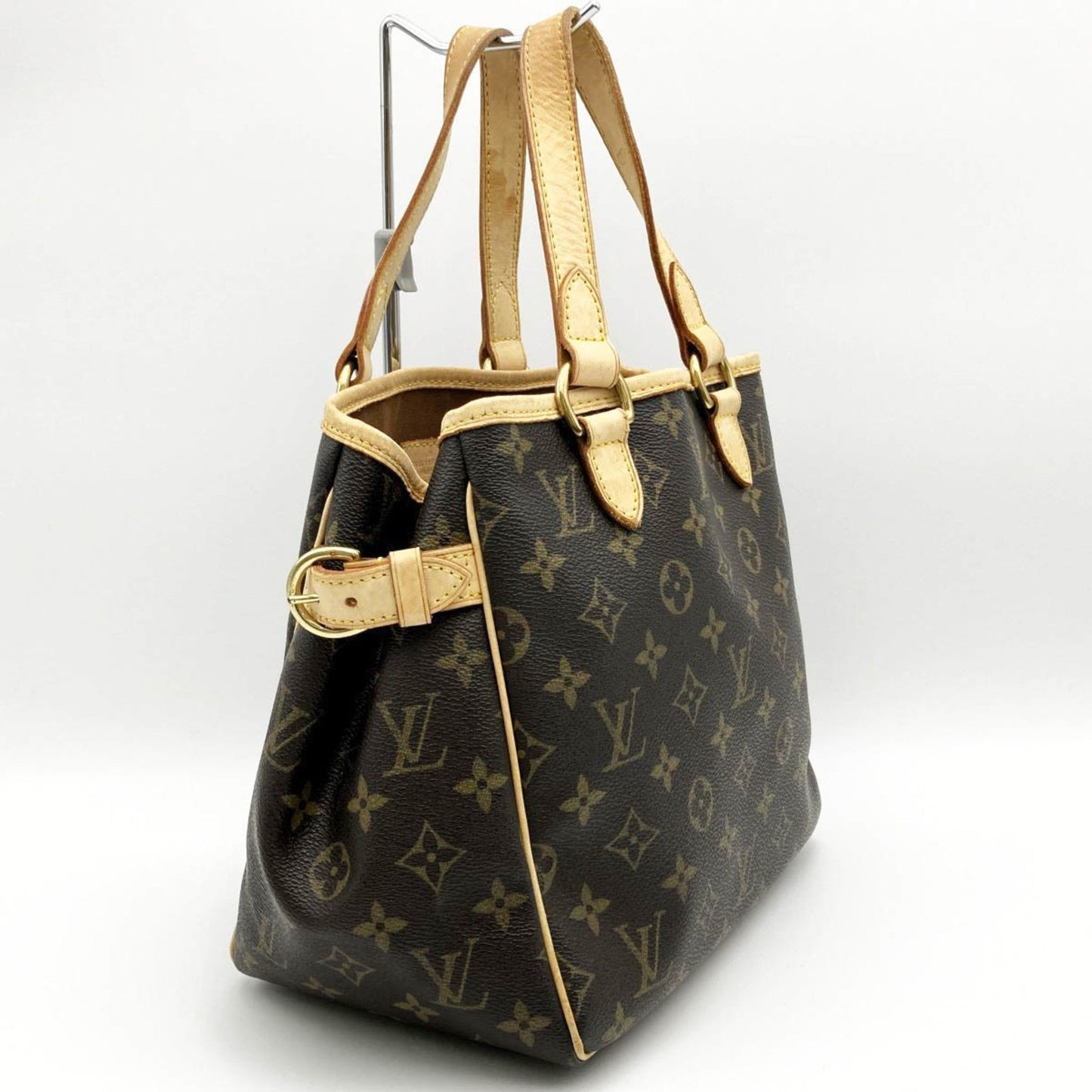 Louis Vuitton Batignolles Canvas Shoulder Bag ()