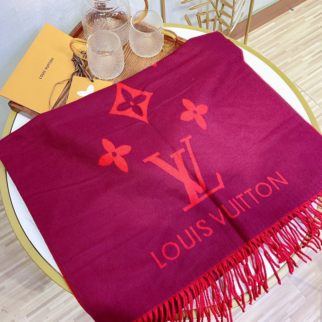 Top Quality LUV Scarf 034