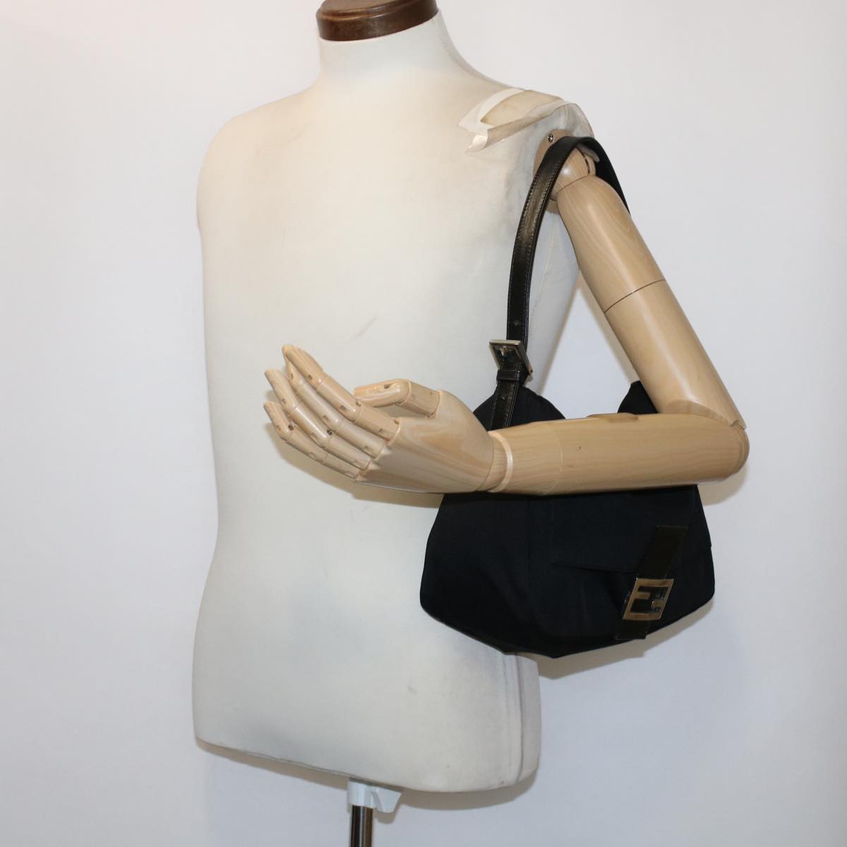 FENDI Mamma Baguette Shoulder Bag Nylon Black ep1157