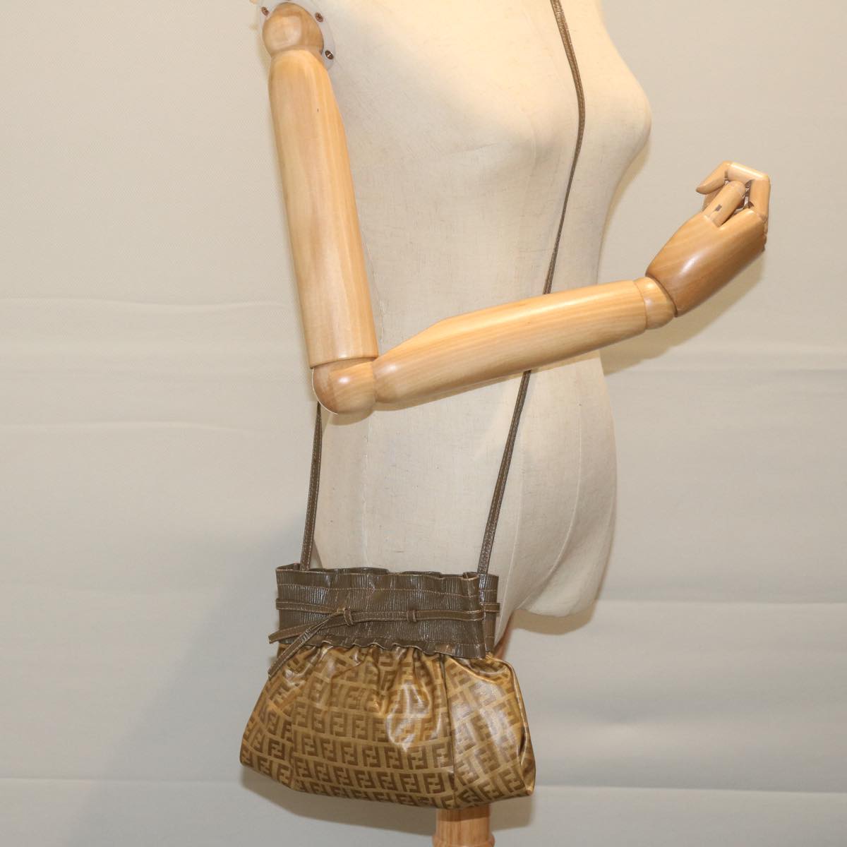 FENDI Zucchino Canvas Shoulder Bag Brown ep2817