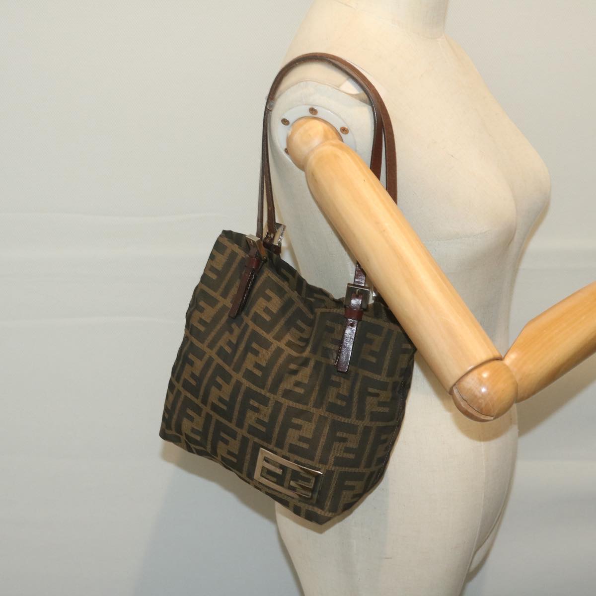 FENDI Zucca Canvas Hand Bag Black Brown ep3201