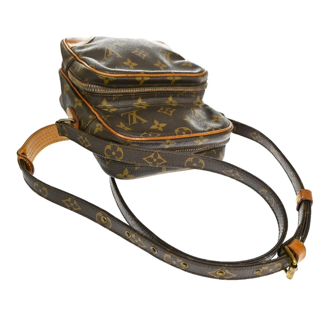 Louis Vuitton Amazon Canvas Shoulder Bag ()