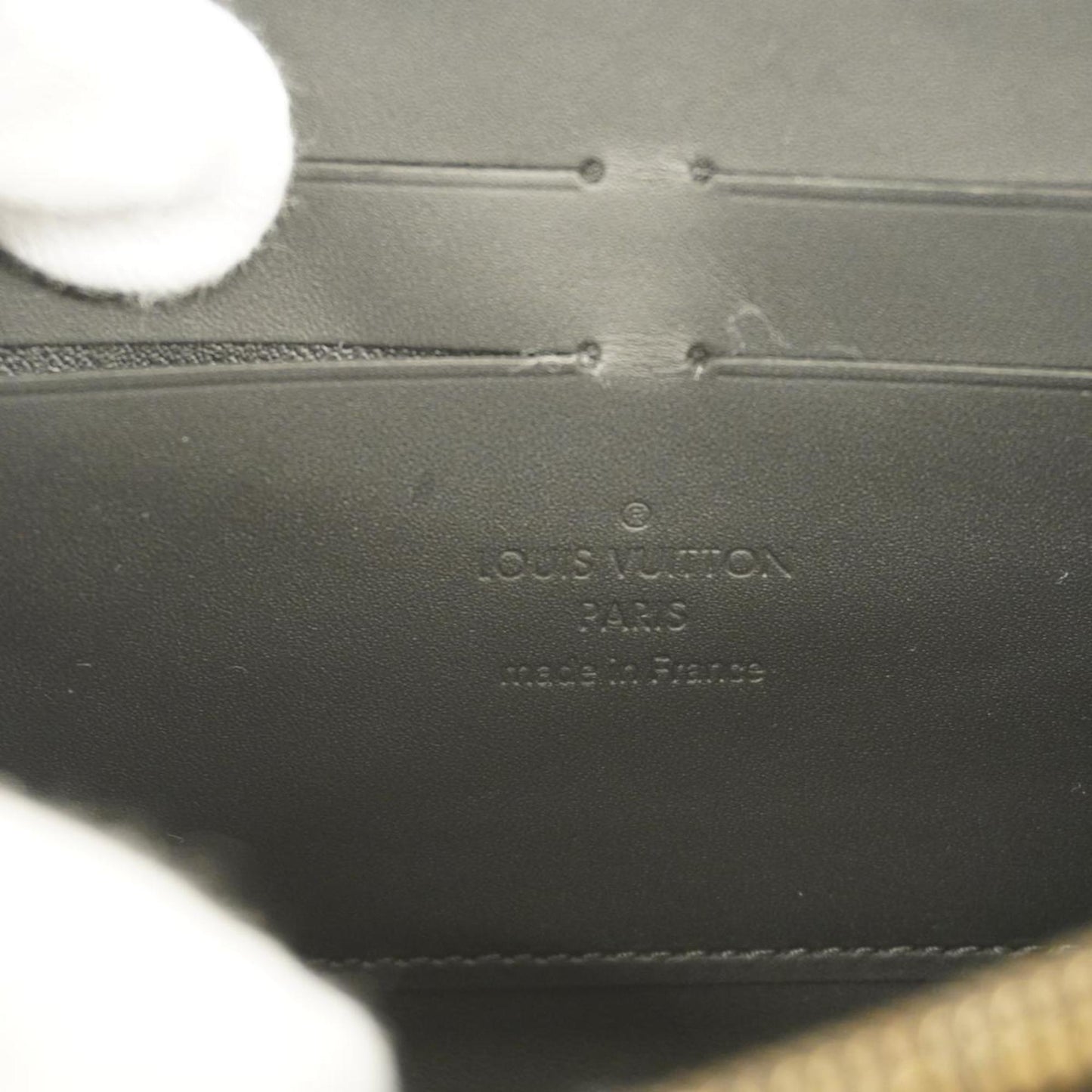 Louis Vuitton Zippy Patent Leather Wallet ()