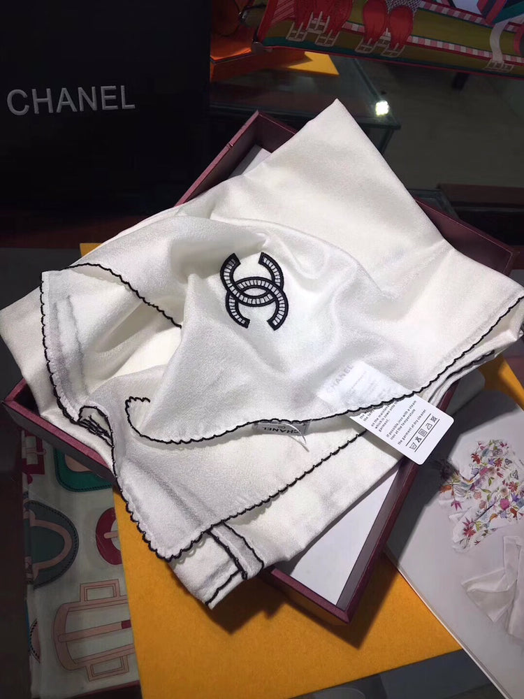 Top Quality CHL Scarf 005