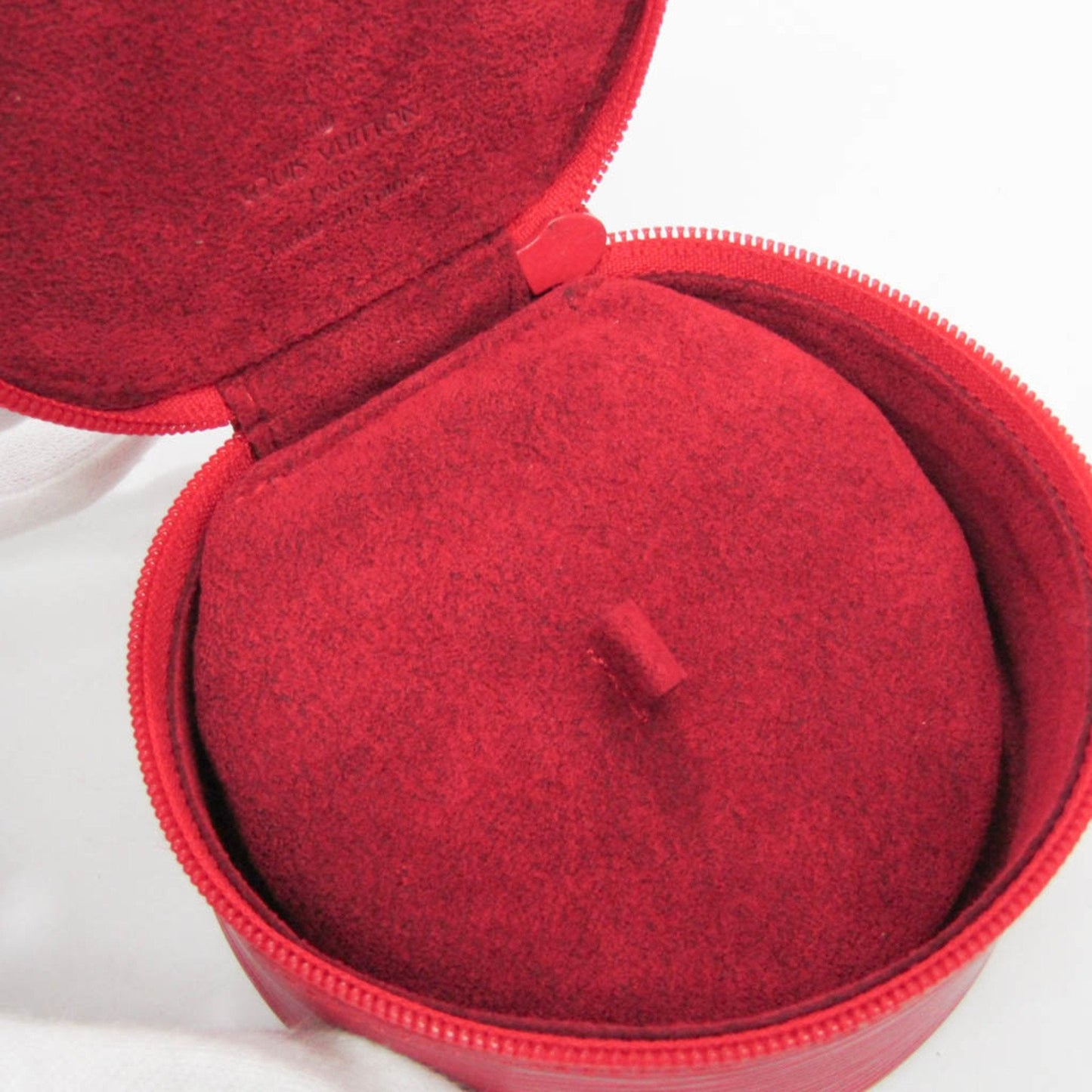 Louis Vuitton Ecrin Leather Wallet ()