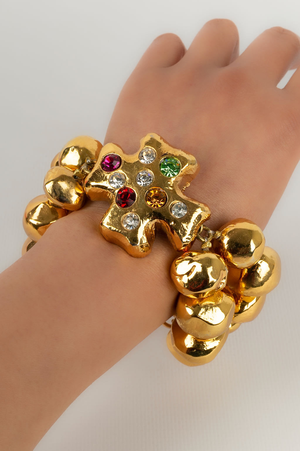 Bracelet de perles dorées Christian Lacroix