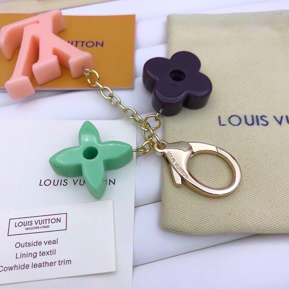 GLM - Top Quality Keychains LUV 034