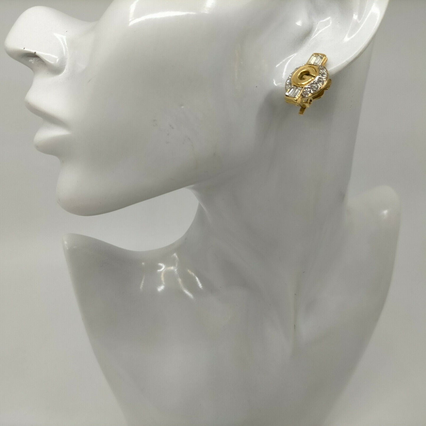 Givency Earring Gold