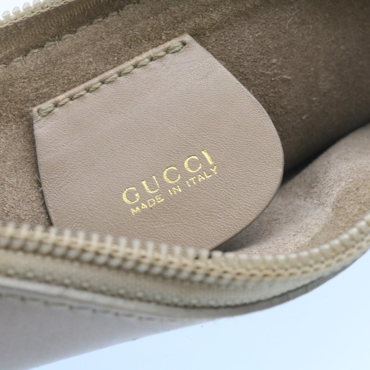 GUCCI Pouch Leather Gray am1843g