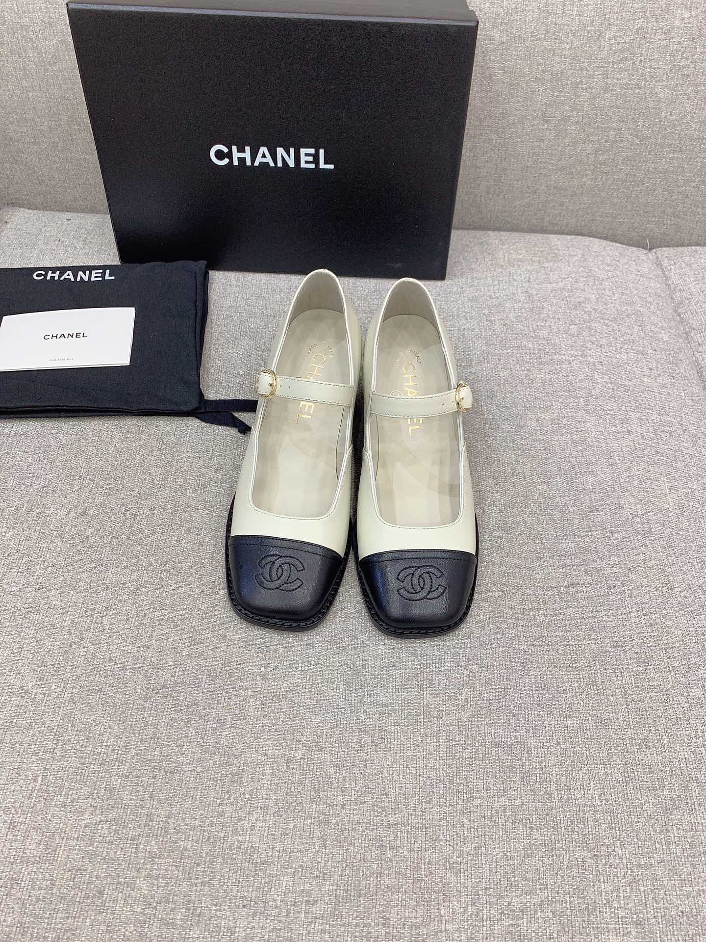 Luxury Shoes Sandals - CHL - 477