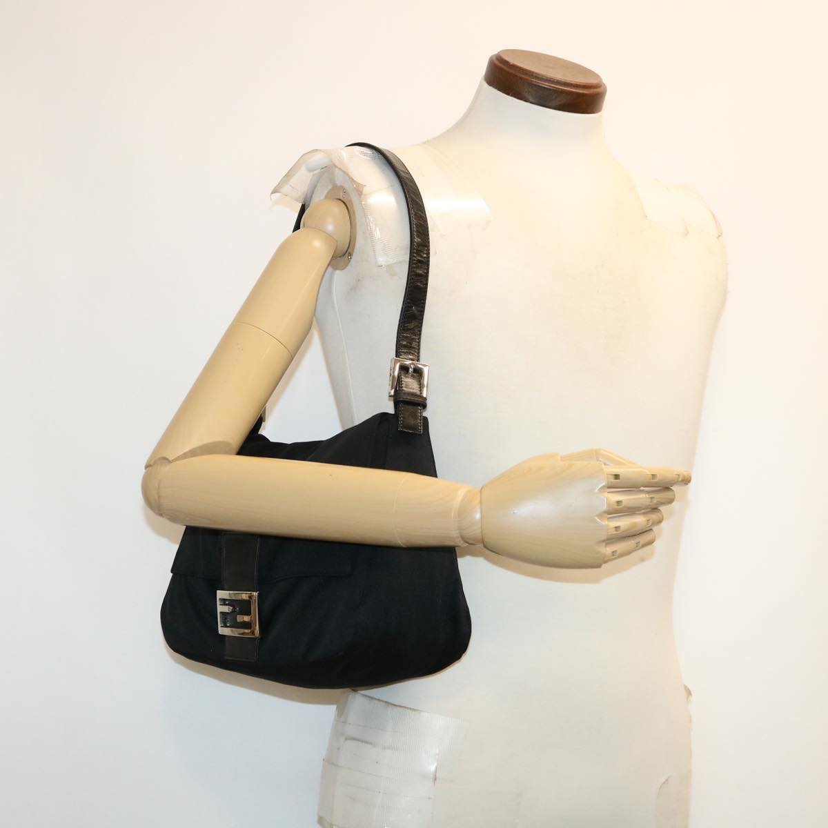 FENDI Mamma Baguette Shoulder Bag Nylon Black ki2894