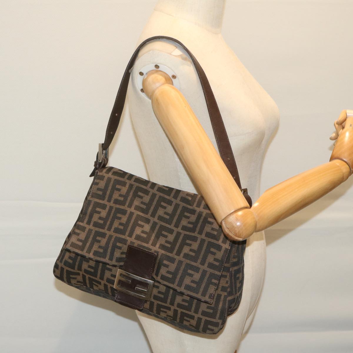 FENDI Zucca Canvas Mamma Baguette Shoulder Bag Black 33492 26325 008 ki4044