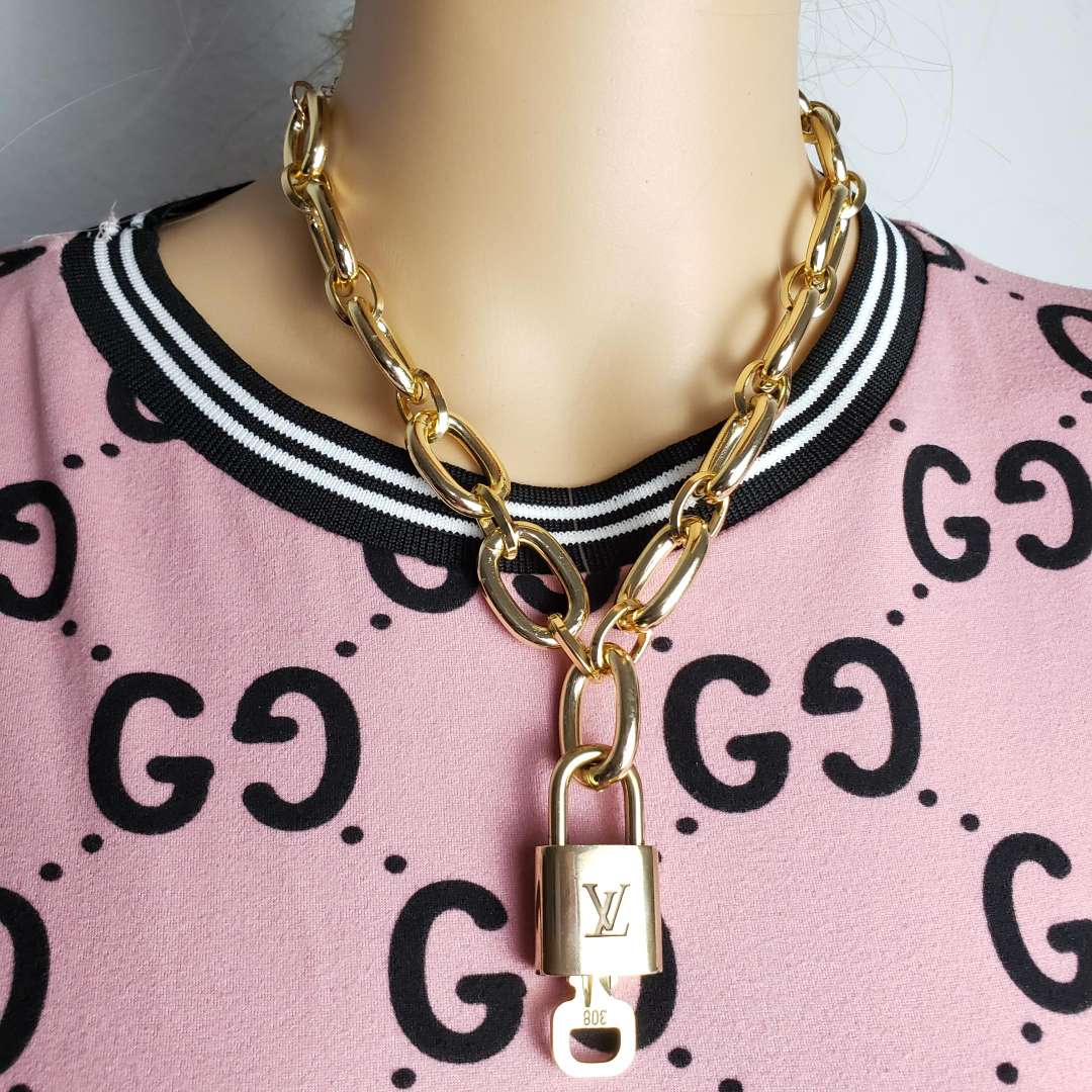 100% Louis Vuitton Lock and Key with Unbranded Chain Necklace