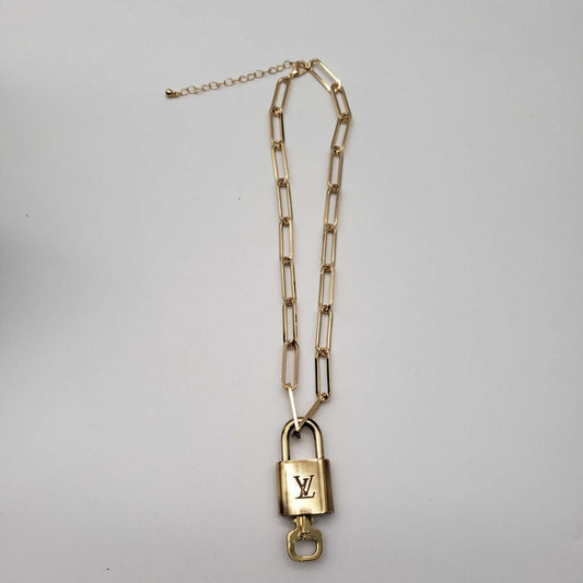 100% Louis Vuitton Lock and Key with Unbranded Chain Necklace