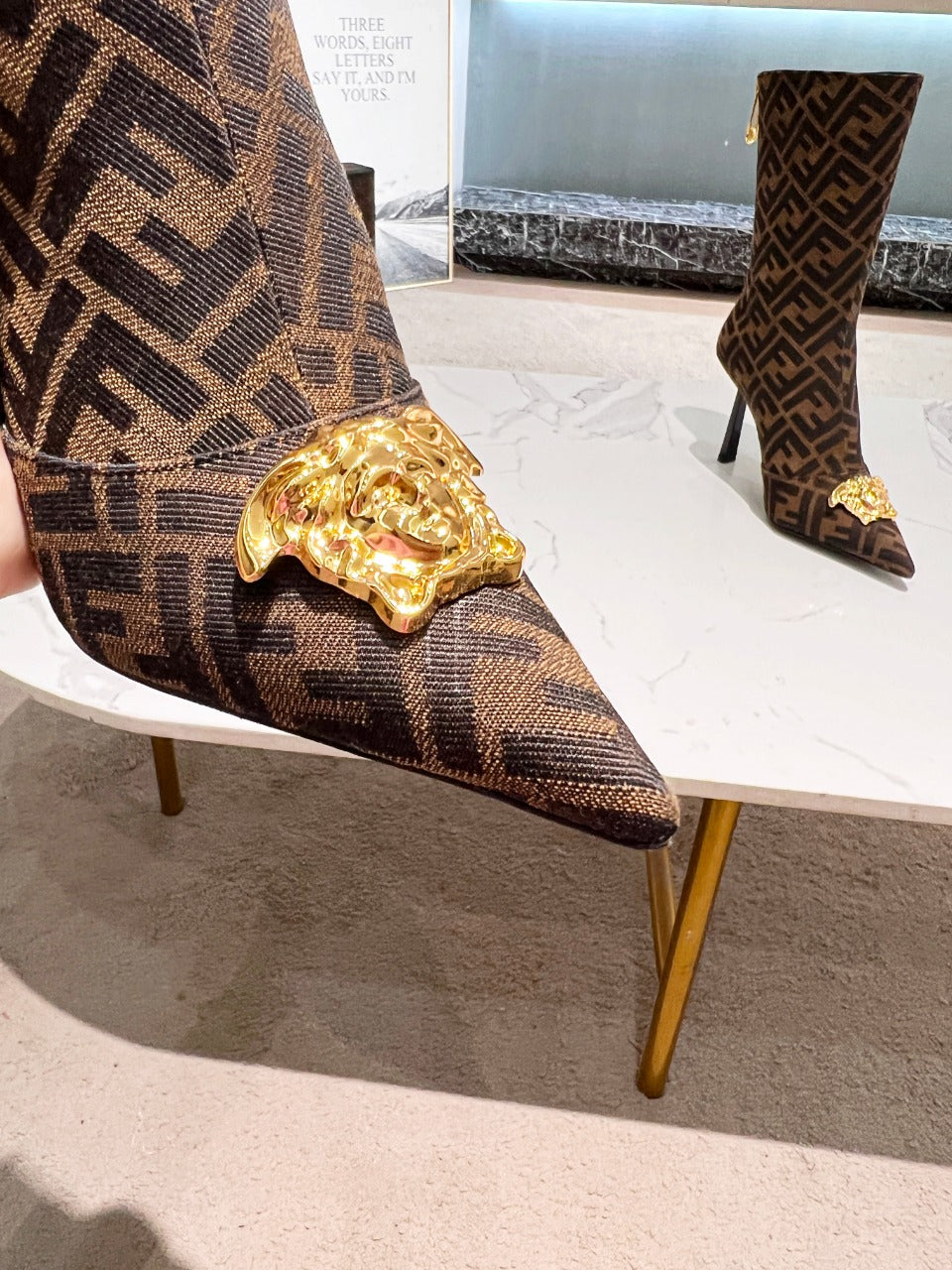 Luxury Shoes - FED - 395