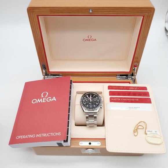 Omega Speedmaster Moonwatch Co-Axial Moonphase Watch