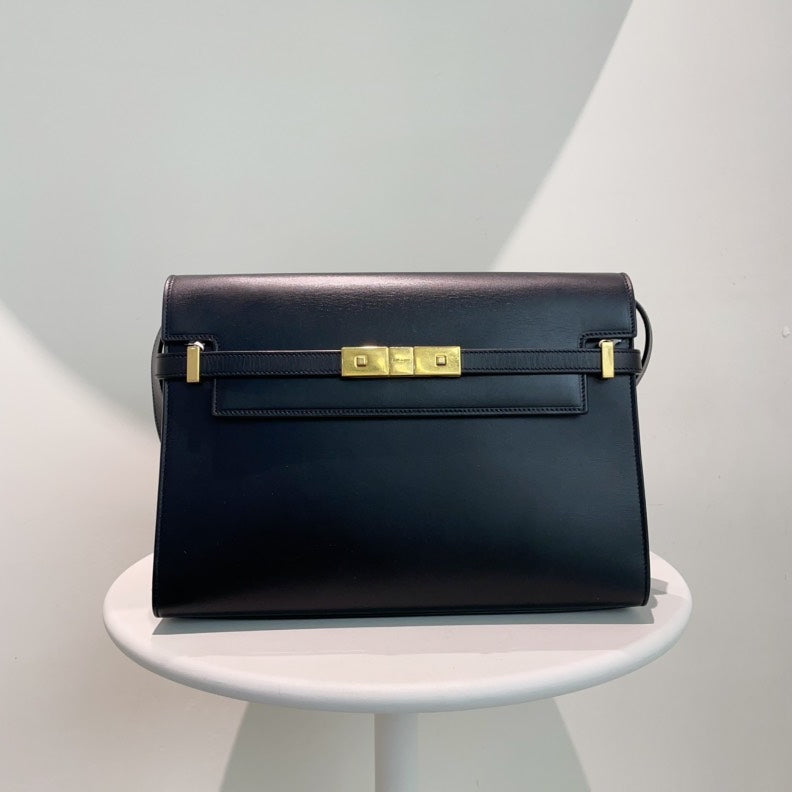 Yves Saint Laurent Sac àDépêches Black Leather Bag
