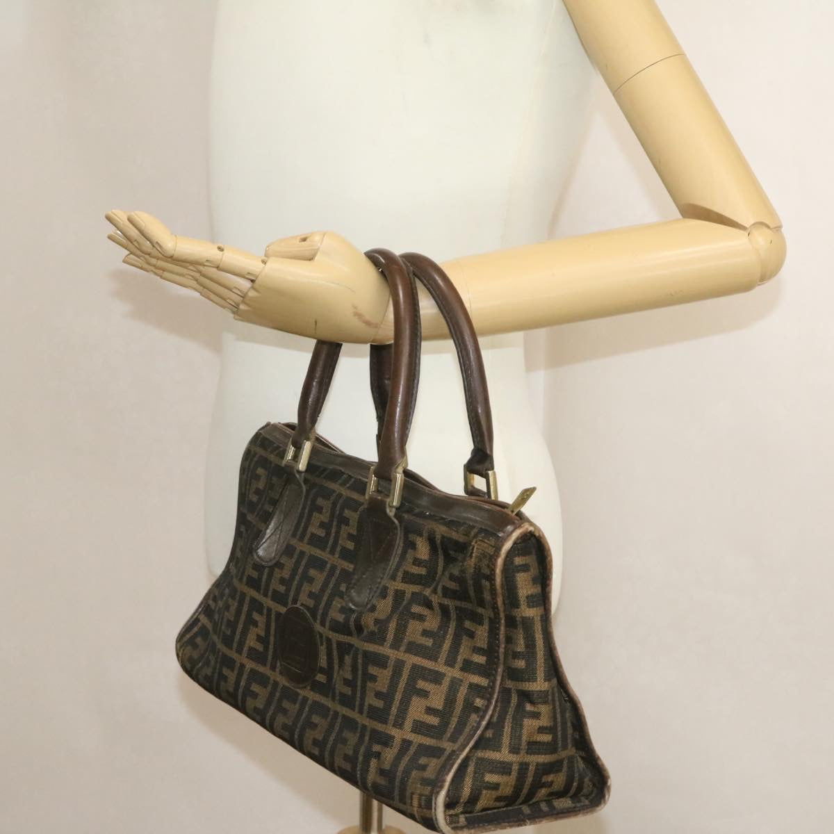 FENDI Zucca Canvas Hand Bag Brown Black rd1310