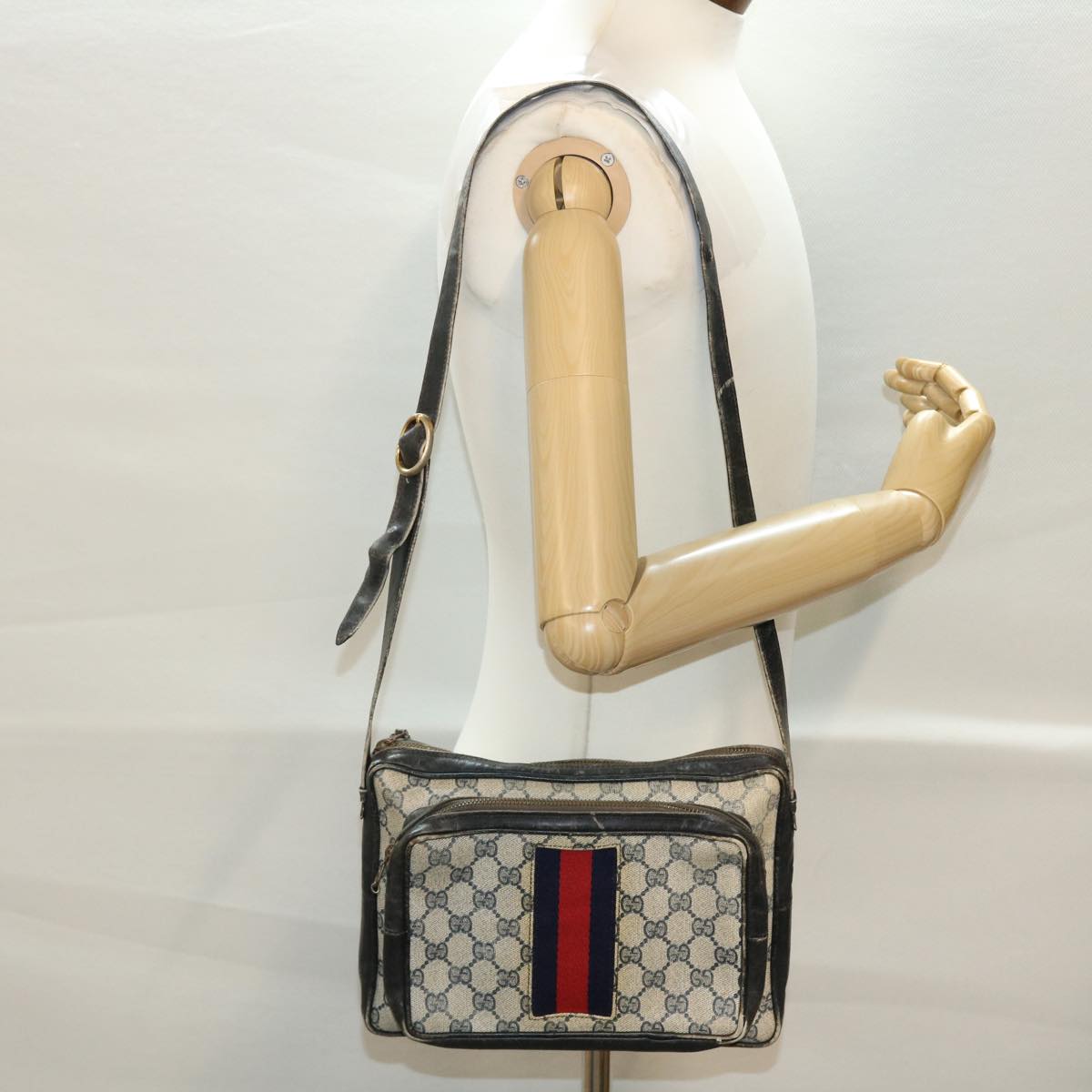 GUCCI GG Canvas Sherry Line Shoulder Bag PVC Leather Gray Red Navy rd4916