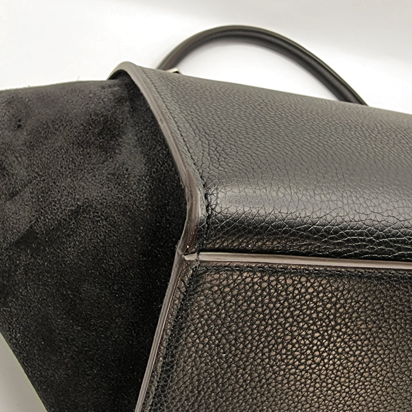 Trapeze Black Leather