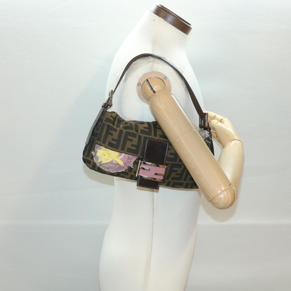 FENDI Zucca Canvas flower embroidery Mamma Baguette Shoulder Brown tb552