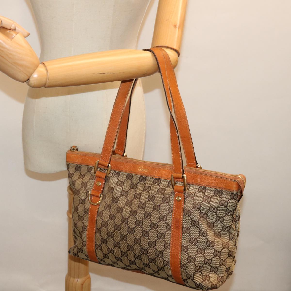 GUCCI GG Canvas Abbey Tote Bag Beige 141470 th4806